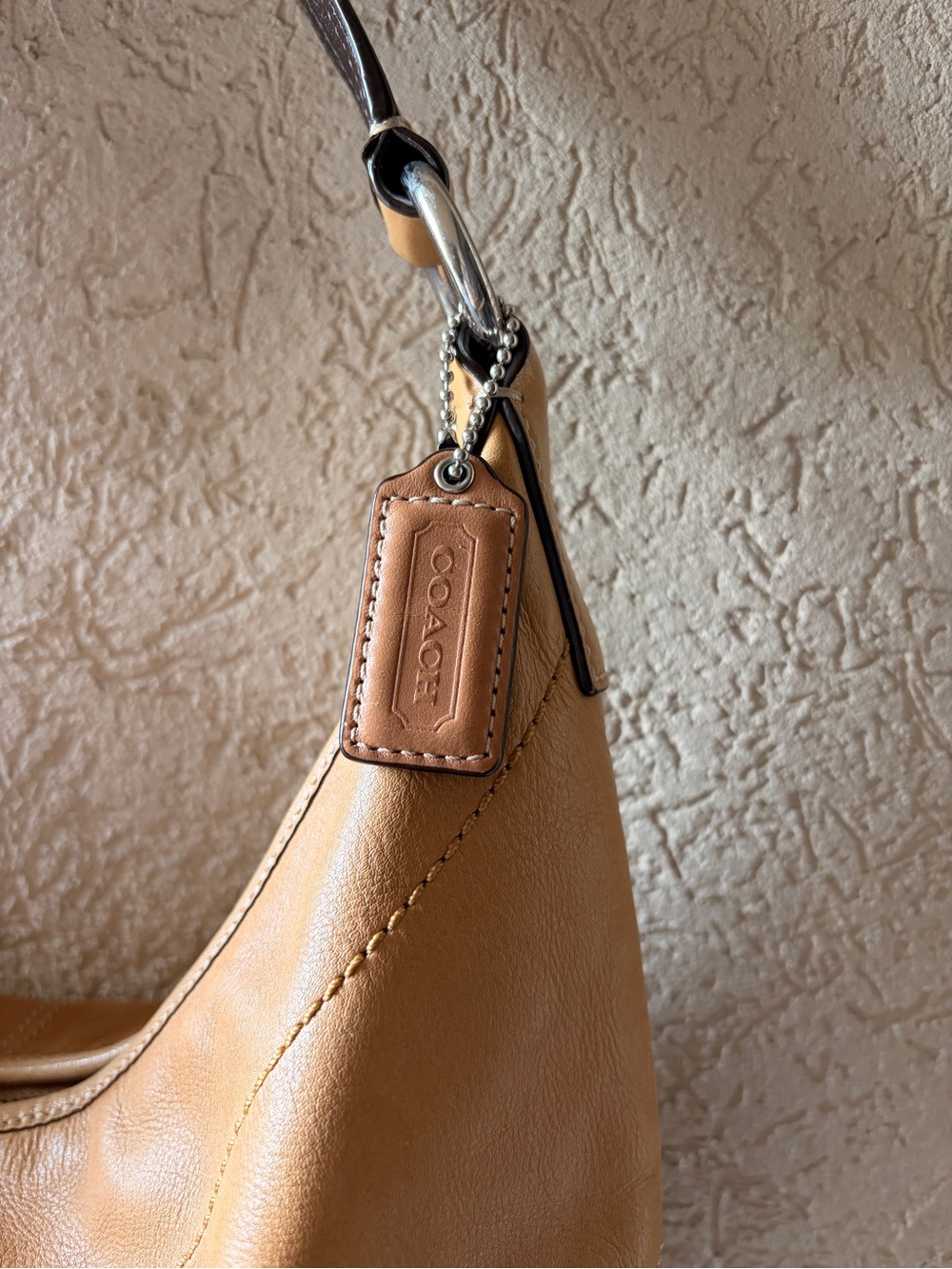 Coach SoHo leather shoulder bag - Picture 4 of 12